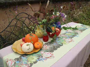 Table Runner in 'Bohemian Tulip'